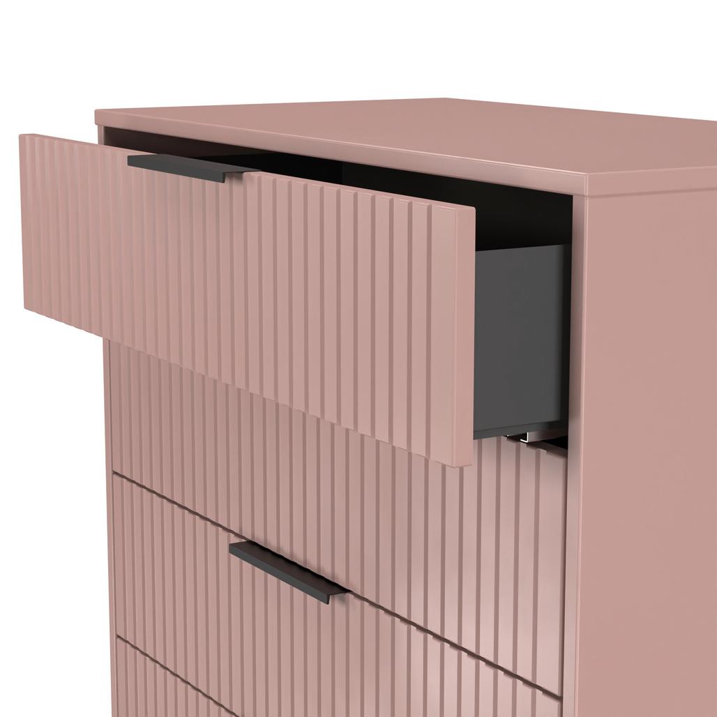Fluted 5 Drawer Chest with Black Sleigh Legs