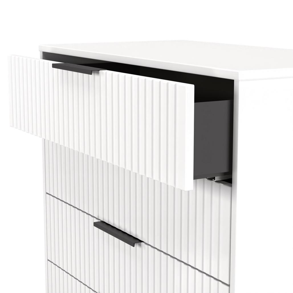 Fluted 5 Drawer Chest with Black Sleigh Legs