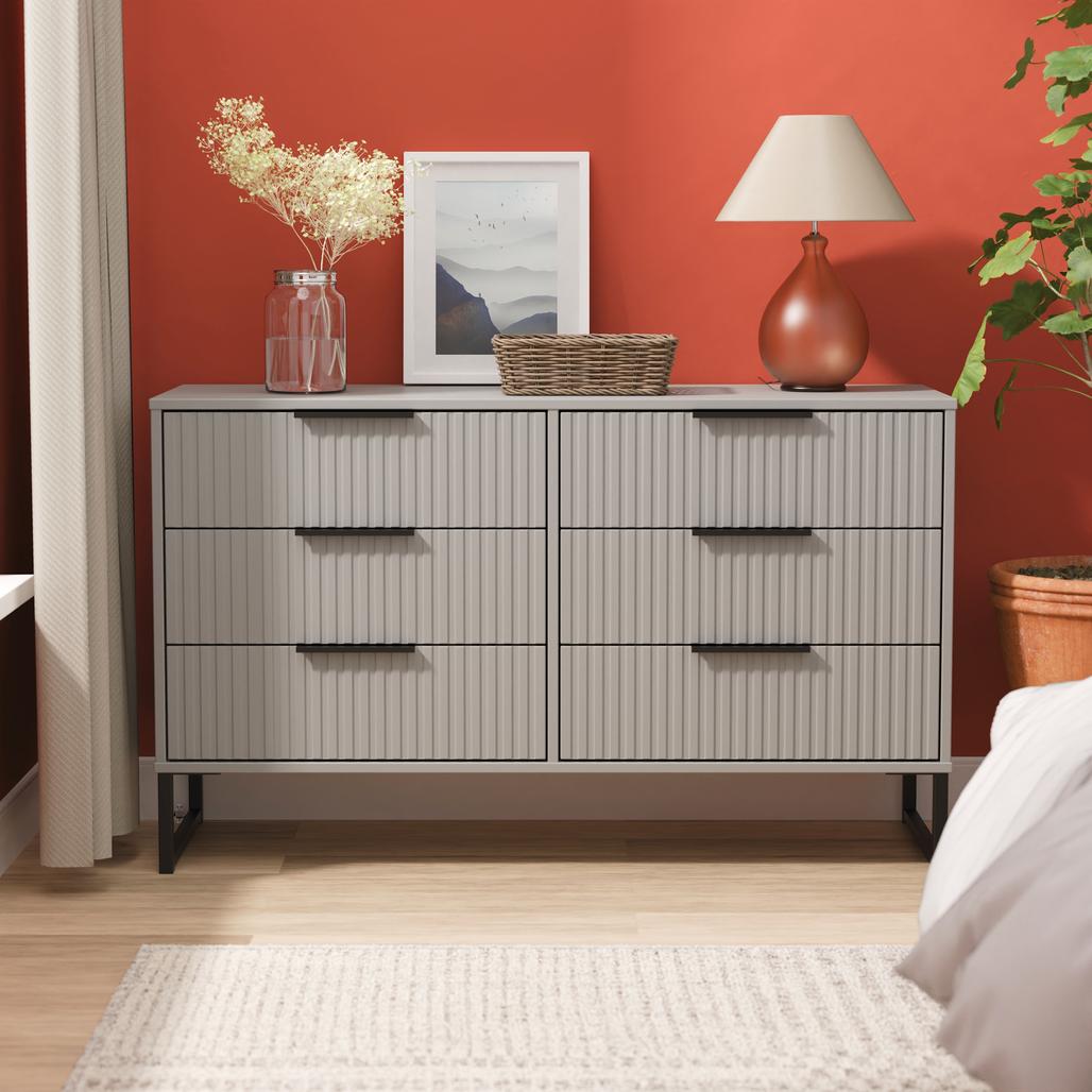 Fluted 6 Drawer Midi Chest with Black Sleigh Legs