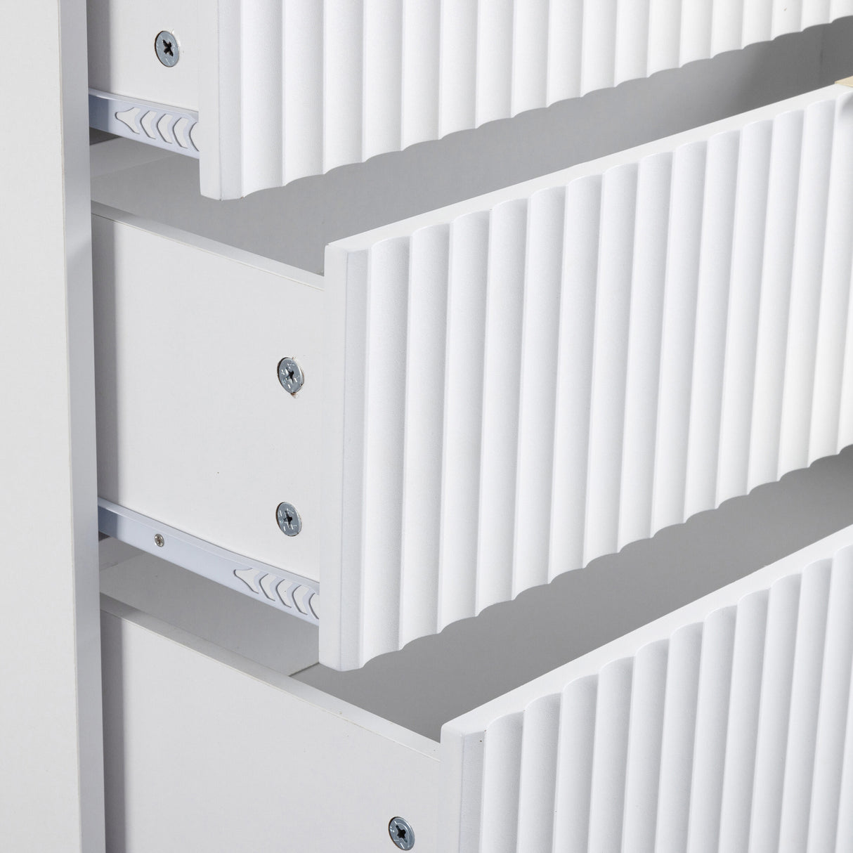 Miami Ridged 3 Drawer Fluted Chest of Drawers