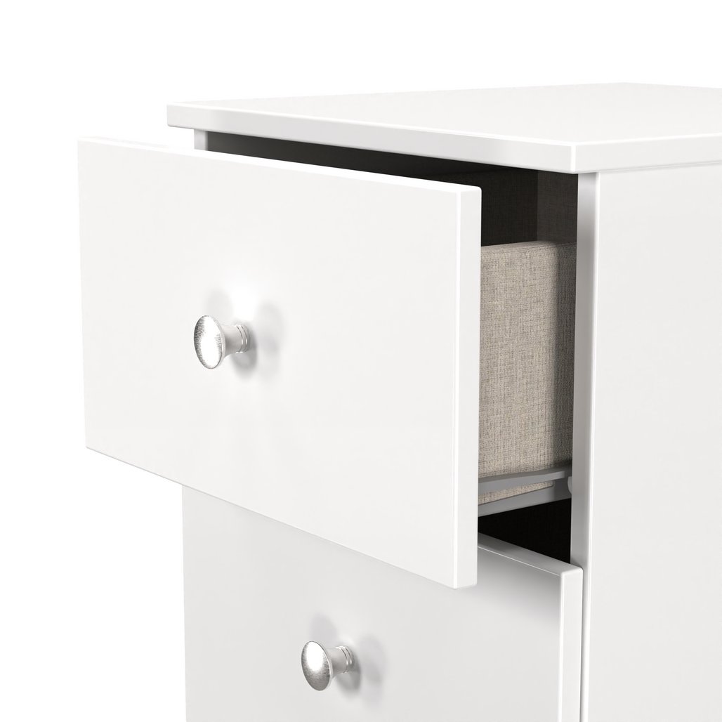 Yarmouth 3 Drawer Bedside Table