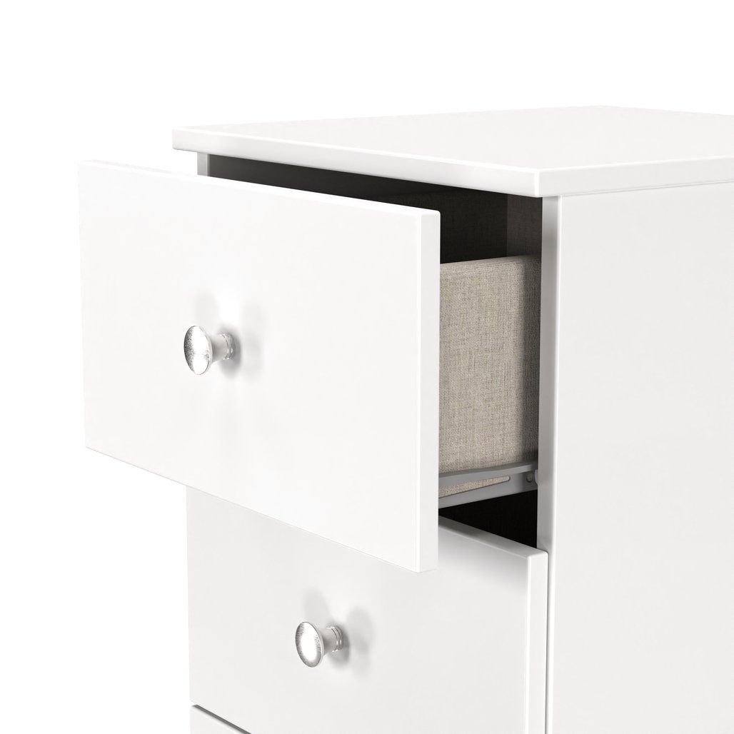 Yarmouth 5 Drawer Bedside Table