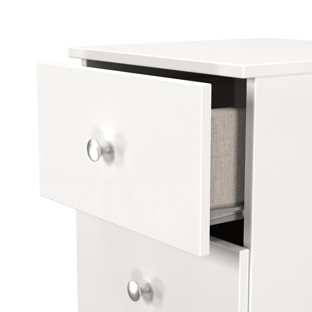 Yarmouth 2 Drawer Bedside Table