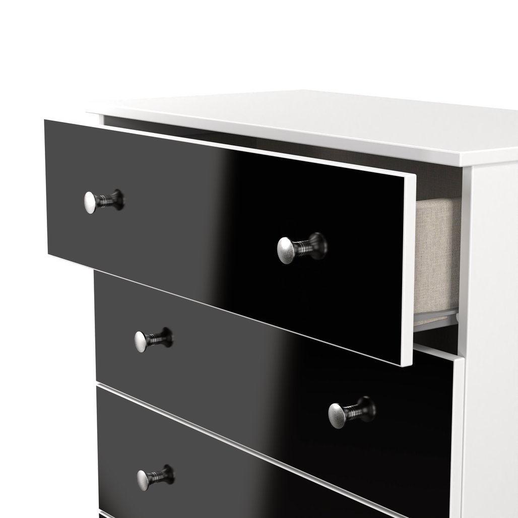 Yarmouth 4 Drawer Chest