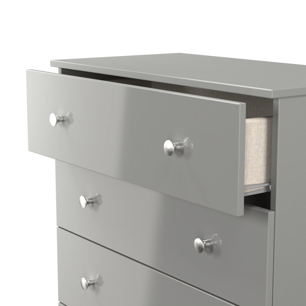 Yarmouth 4 Drawer Chest