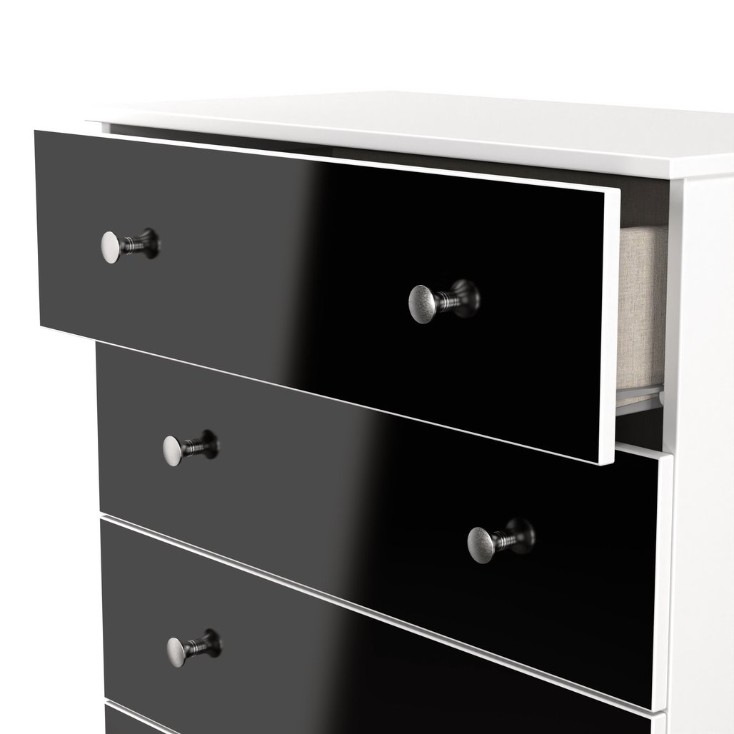 Yarmouth 5 Drawer Chest