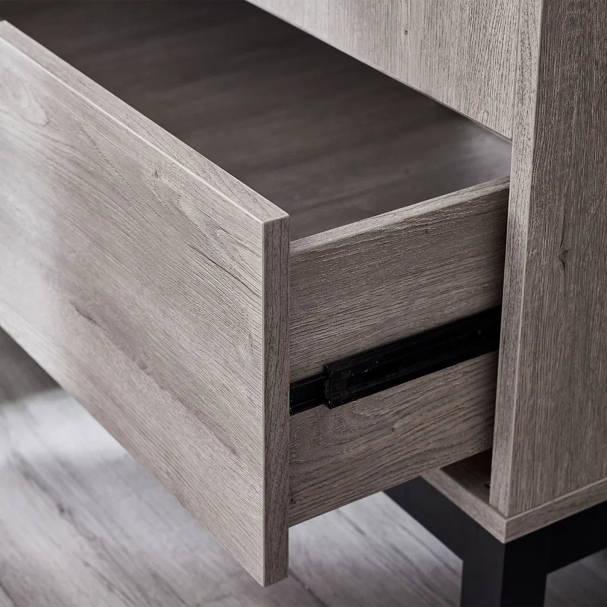 Bali 2 Door 1 Drawer Double Wardrobe - Julian Bowen