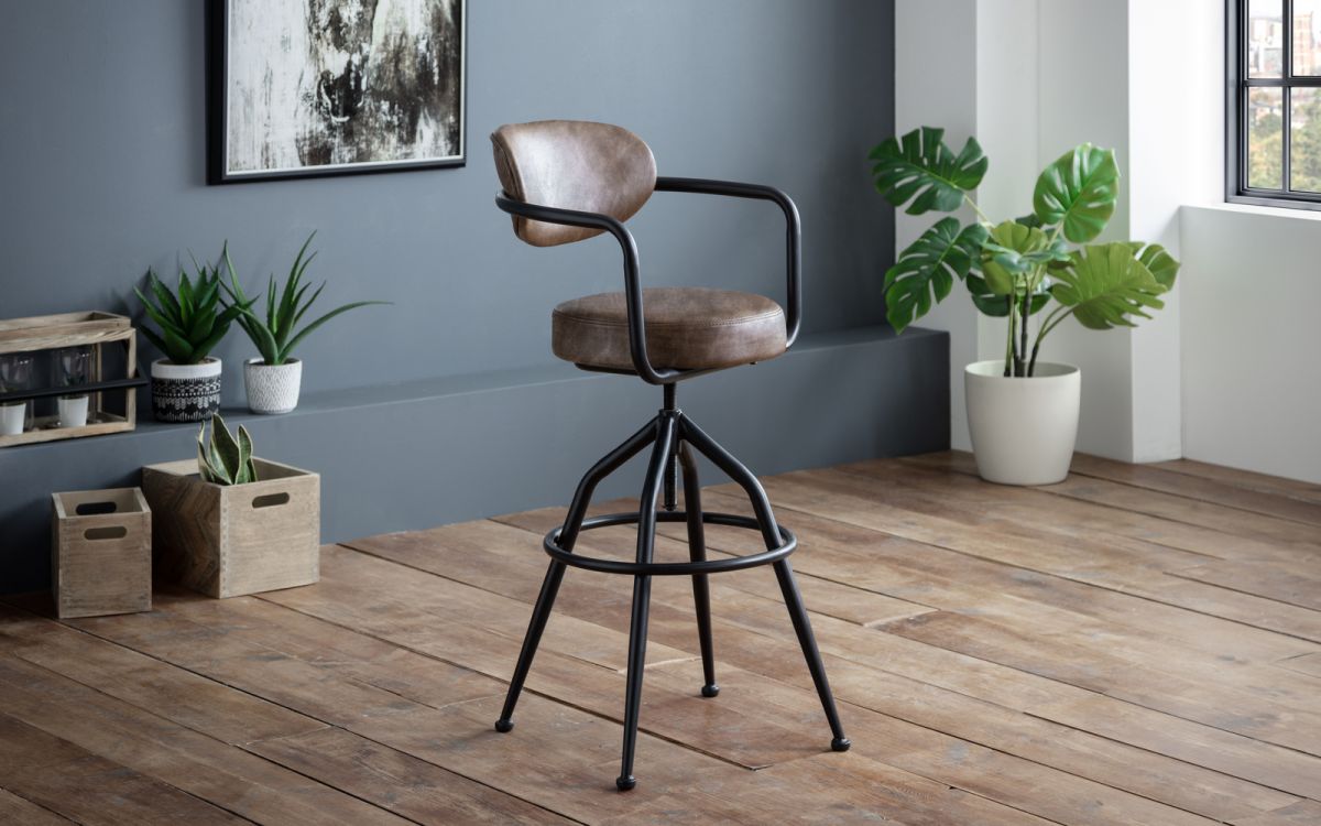 Barbican Pair of Bar Stools