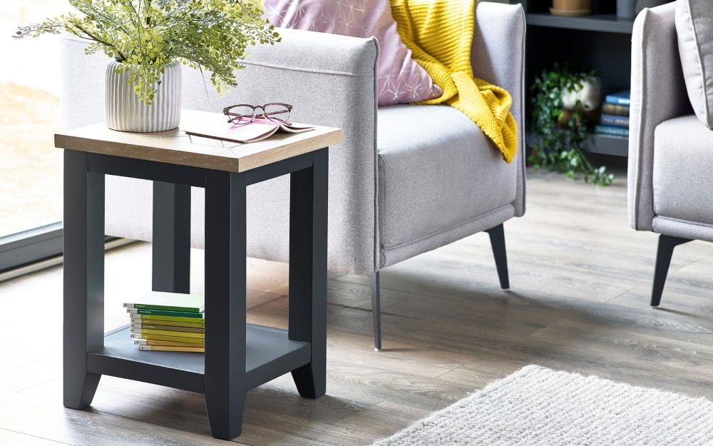 Bordeaux Lamp Table - Julian Bowen