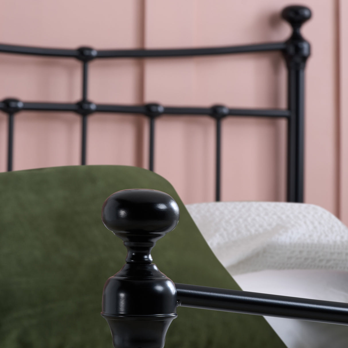 Emily Metal Bed - Birlea