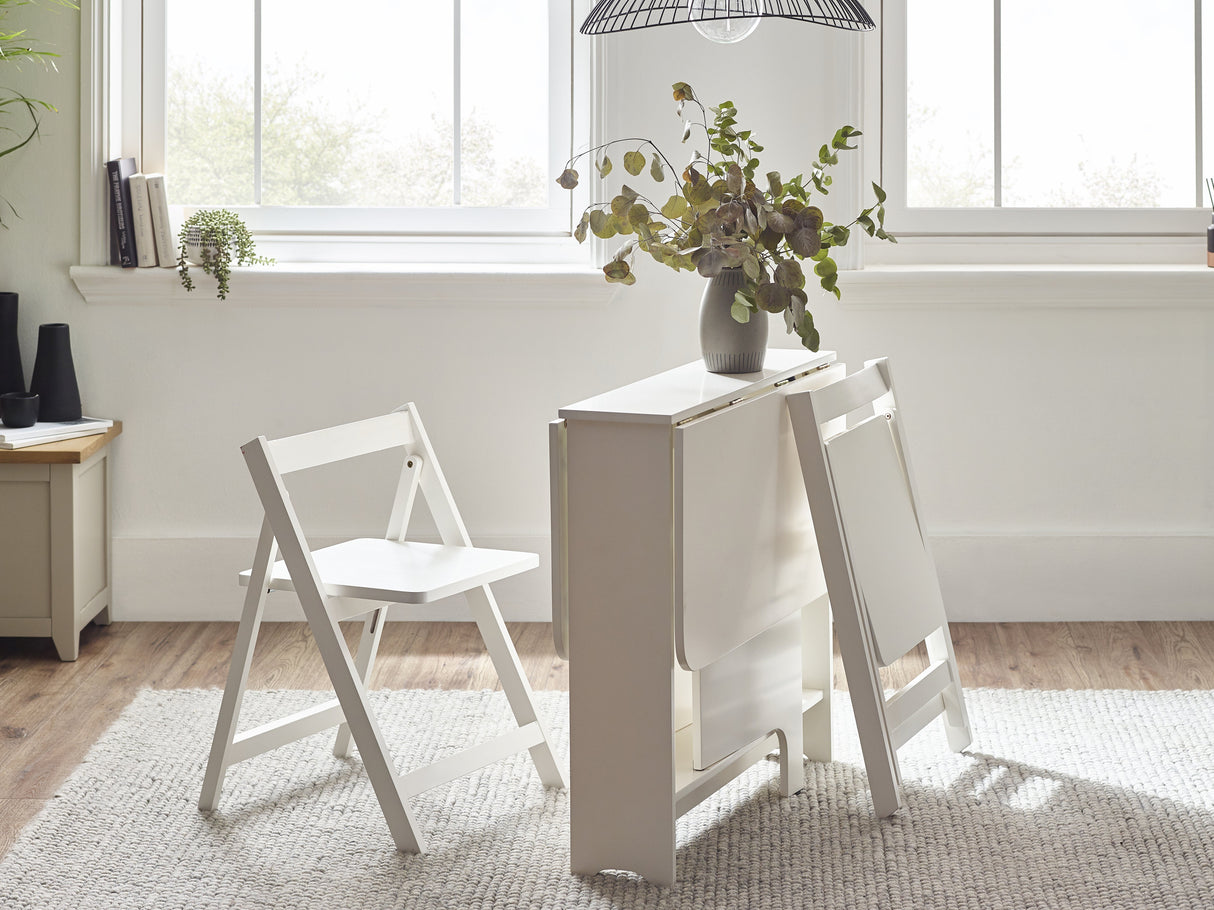 Gatan Small Gateleg Table with 2 Foldaway Chairs - Julian Bowen