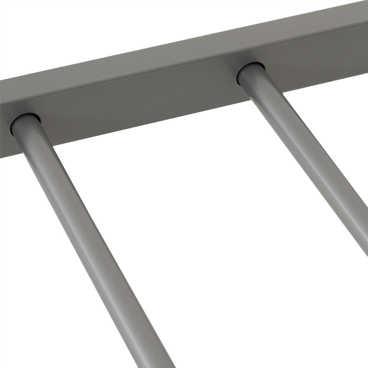 Harlow 4ft 6in Bed - Seconique