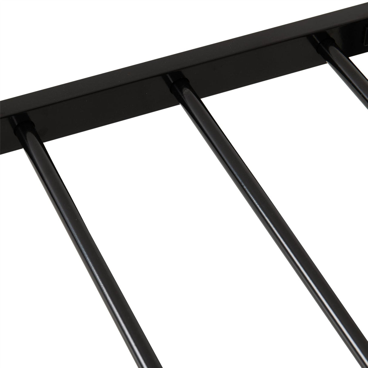 Harlow 4ft 6in Bed - Seconique