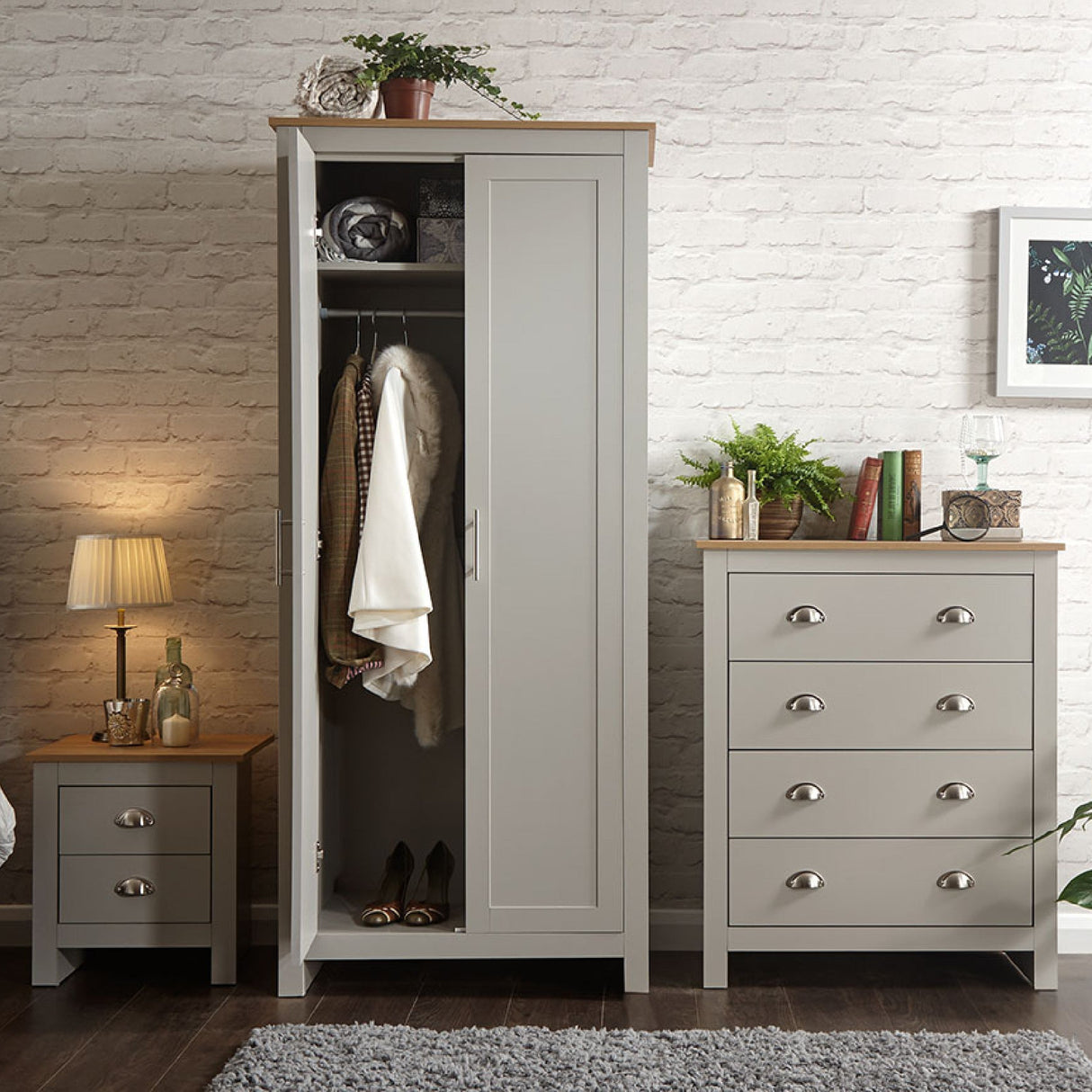 Lancaster 3 Piece Bedroom Set - GFW