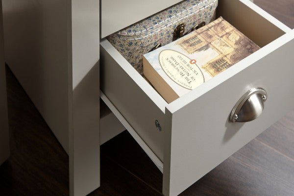 Lancaster 4 Piece Bedroom Set - GFW