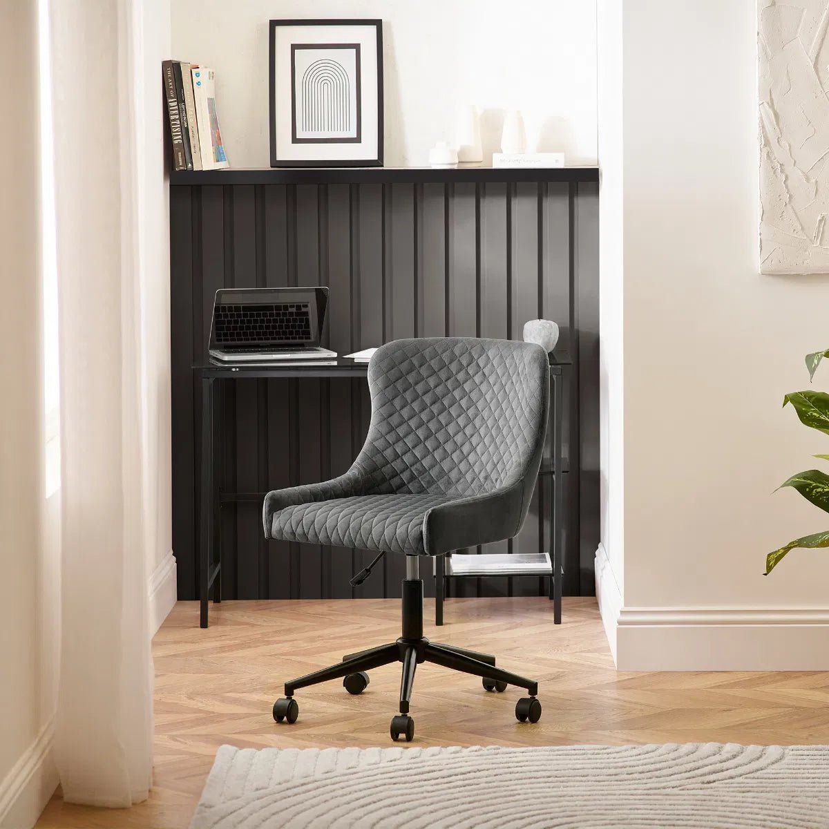 Luxe Faux Leather Office Chair - Julian Bowen
