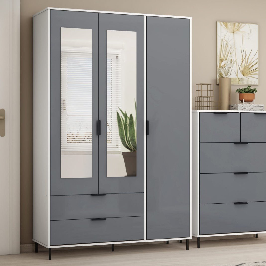 Madrid Mirrored Wardrobe with 3 Doors - Seconique