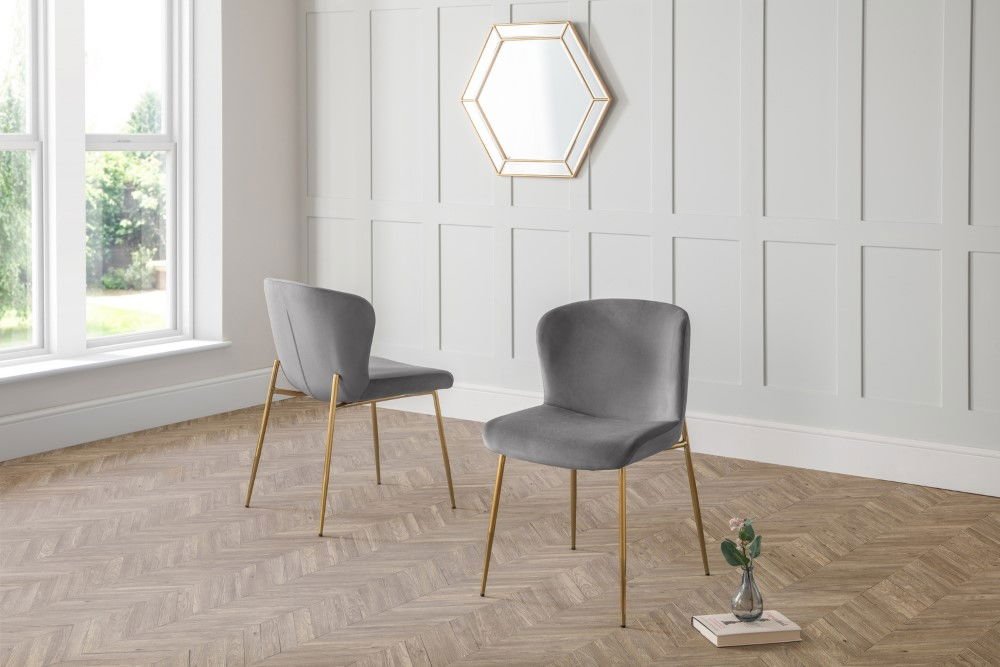 Montero Round Table & 4 Harper Chairs - Julian Bowen
