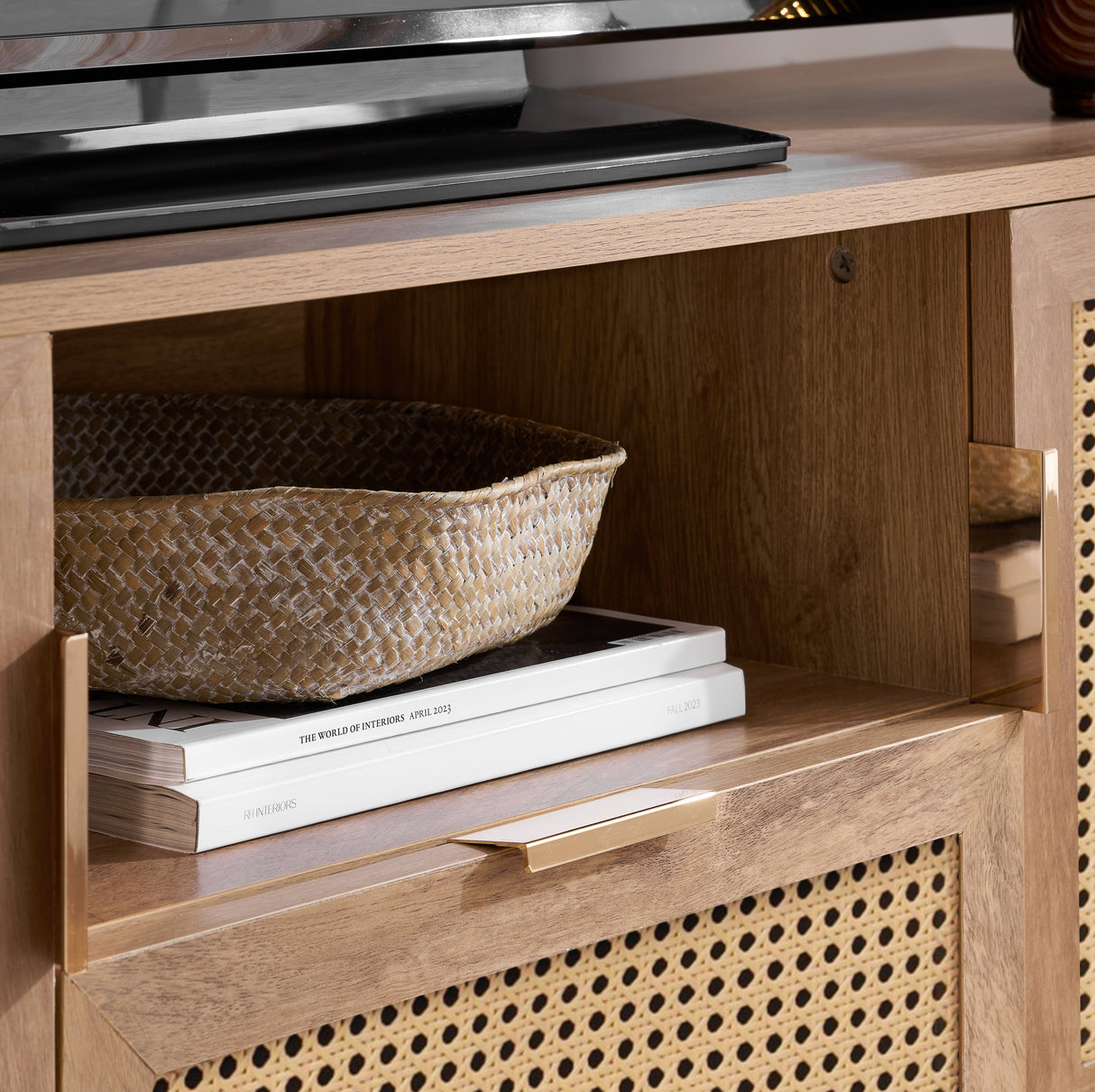 Noah 2 Door 1 Drawer TV Unit - Birlea