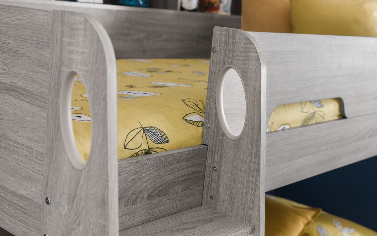 Orion 3ft Single Bunk Bed With Storage Drawer - Julian Bowen