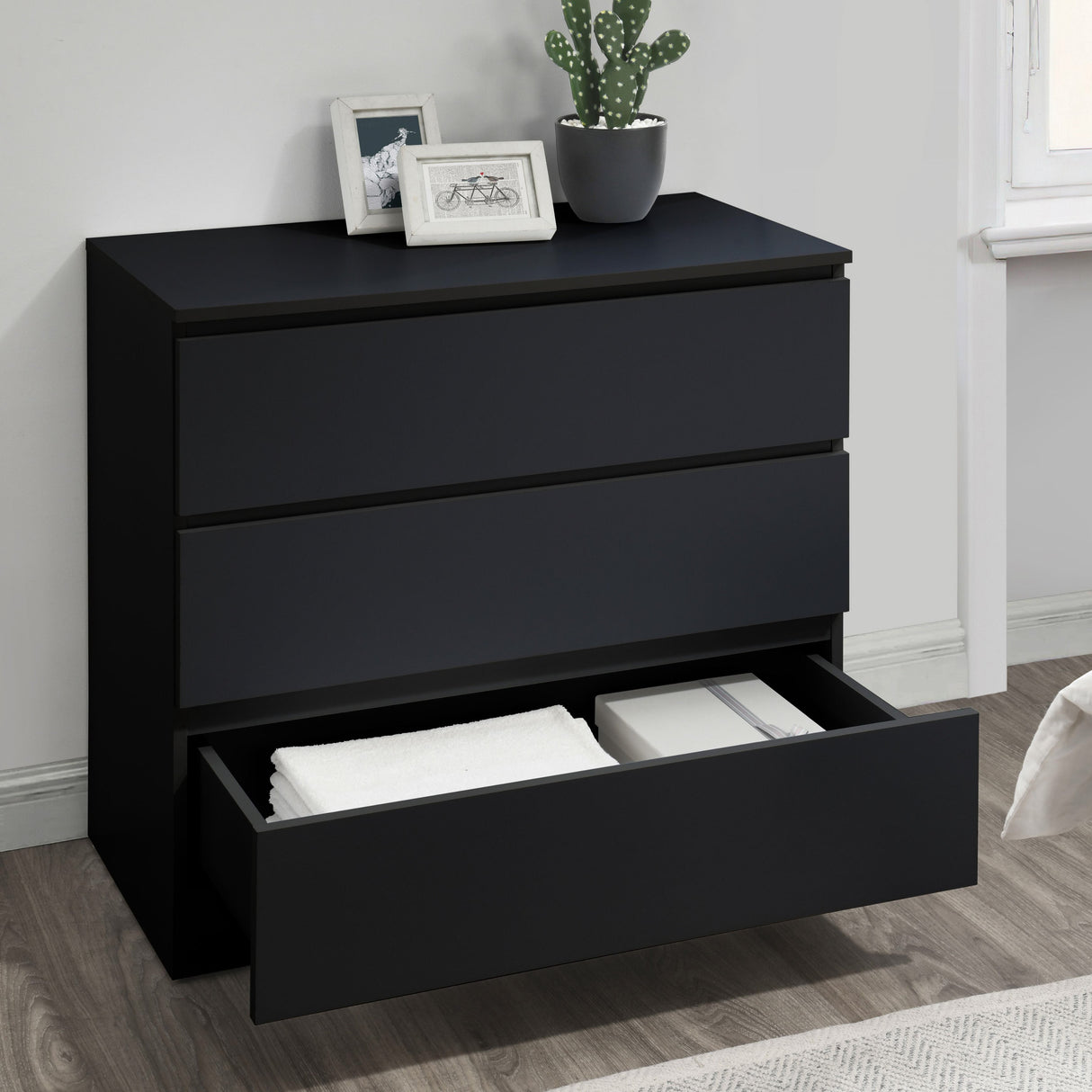 Oslo 3 Drawer Chest - Birlea