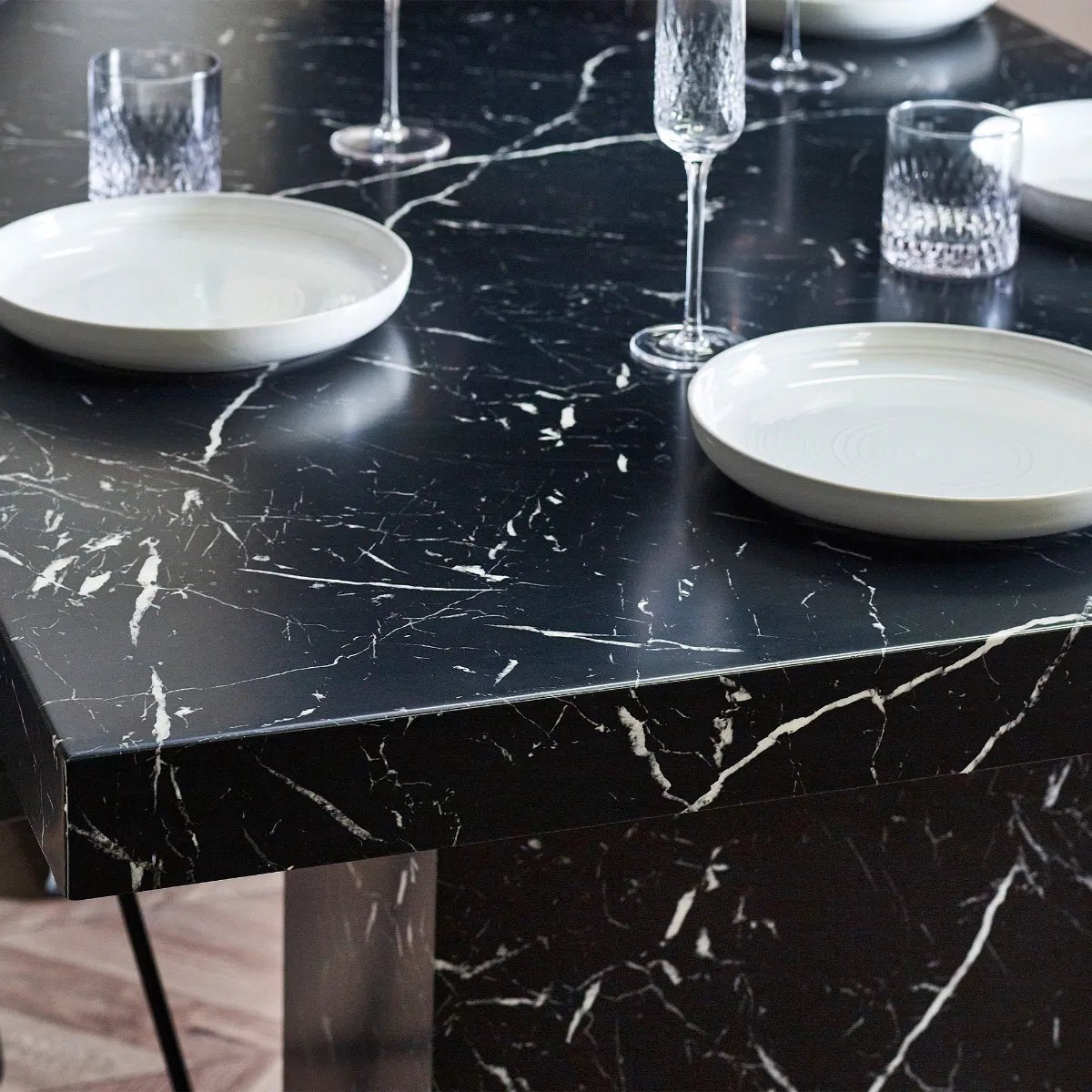 Rome Pedestal Dining Table - Julian Bowen