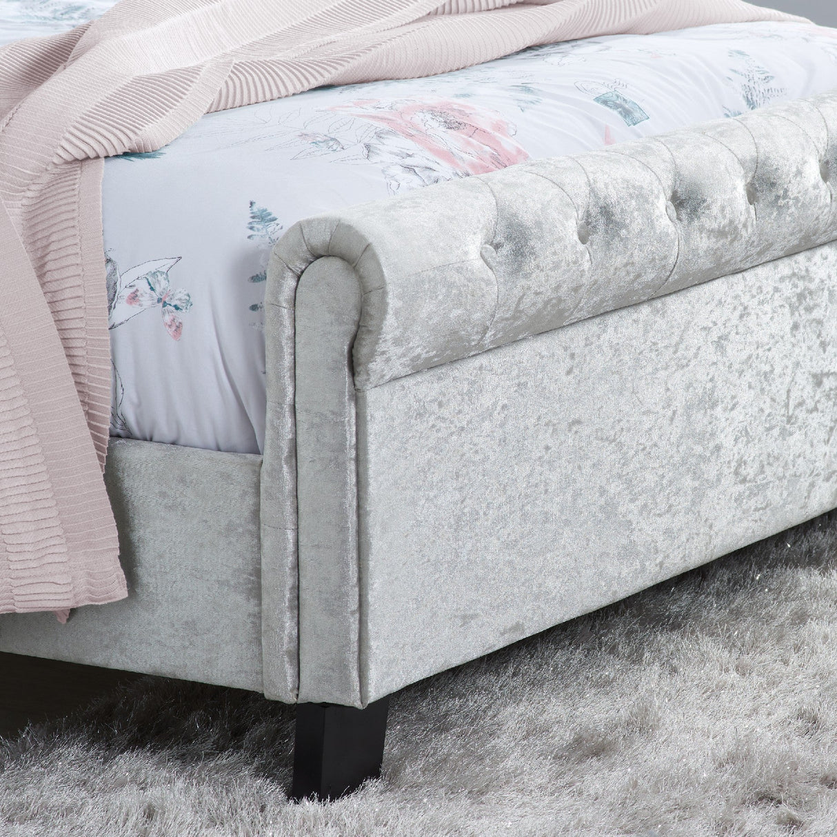 Sienna Crushed Velvet Bed Frame (4'6" Double) - Birlea