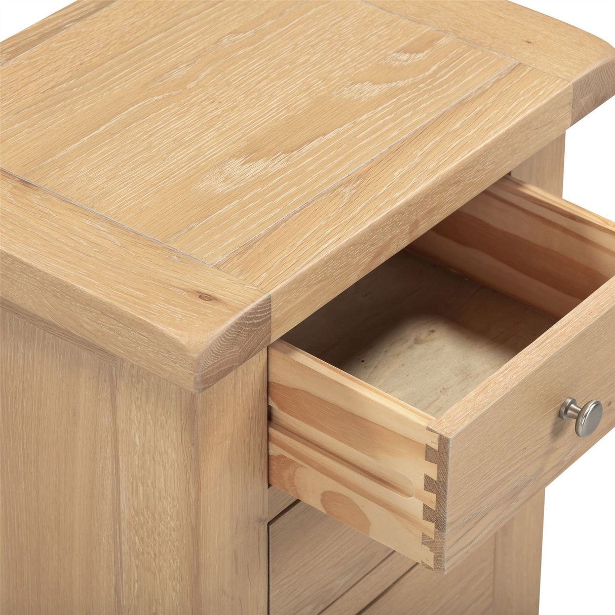 Windsor 3 Drawer Bedside - Seconique