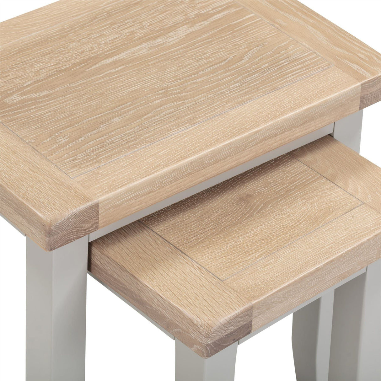 Windsor Nest of 2 Tables - Seconique